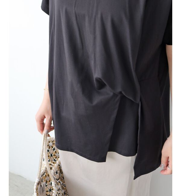  「《WEB限定アイテム》ツイストデザイントップス」|Tシャツ・カットソー|