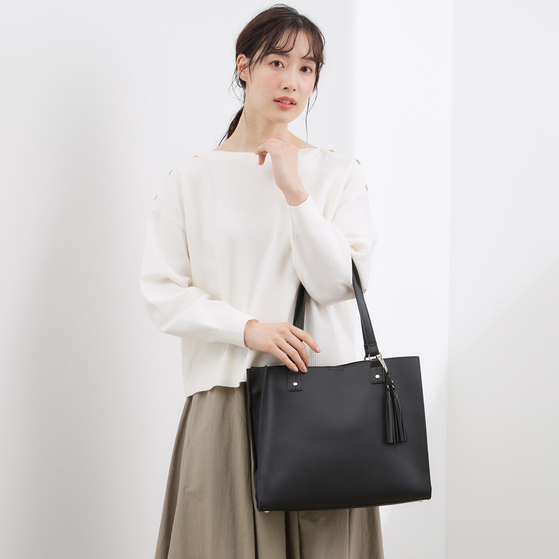 grove「【人間工学/A4】ダブルタッセル中仕切りトート」|トートバッグ|