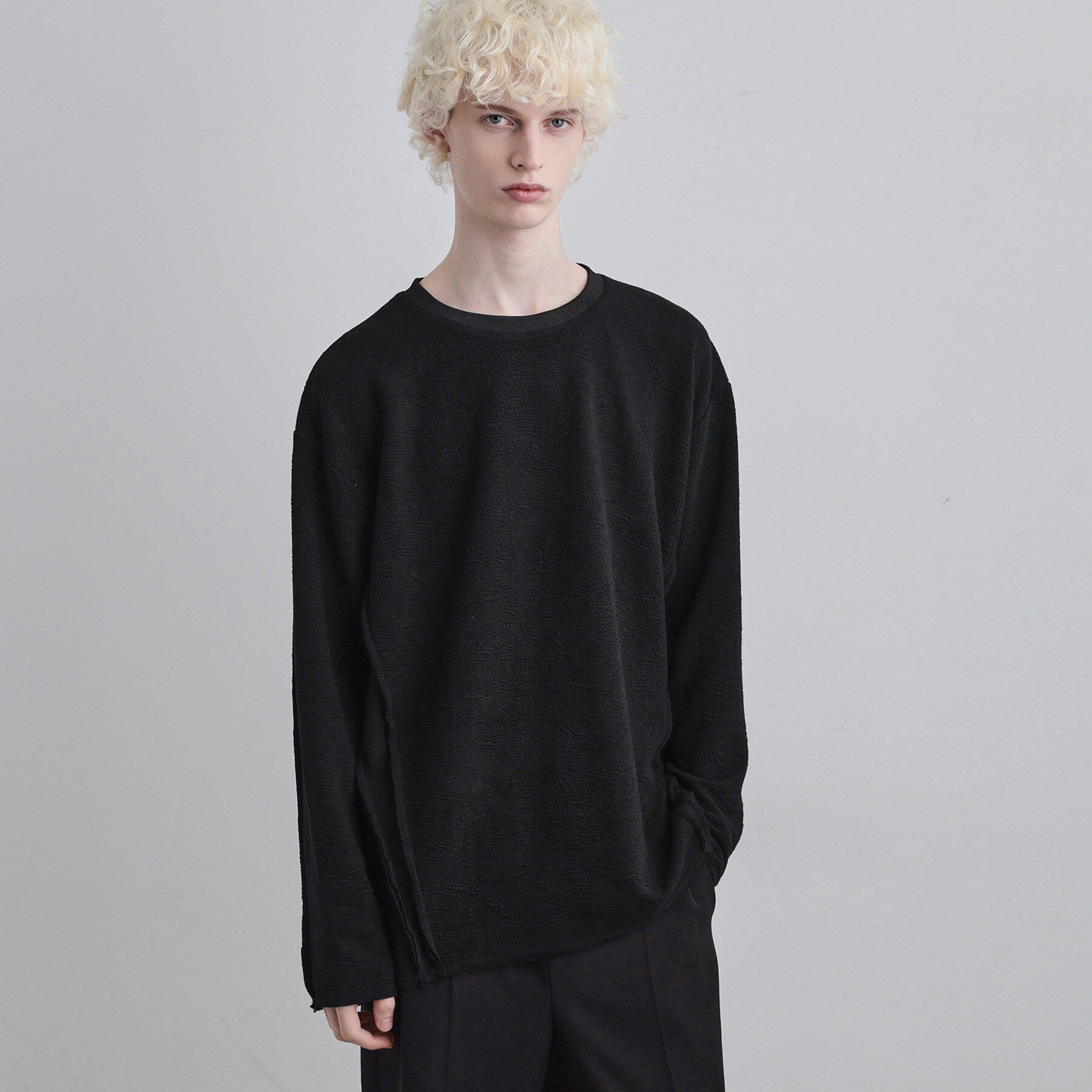 tk.TAKEO KIKUCHI「アルチザンカットフクレジャカードカットソー」|Tシャツ・カットソー|ブラック(019)