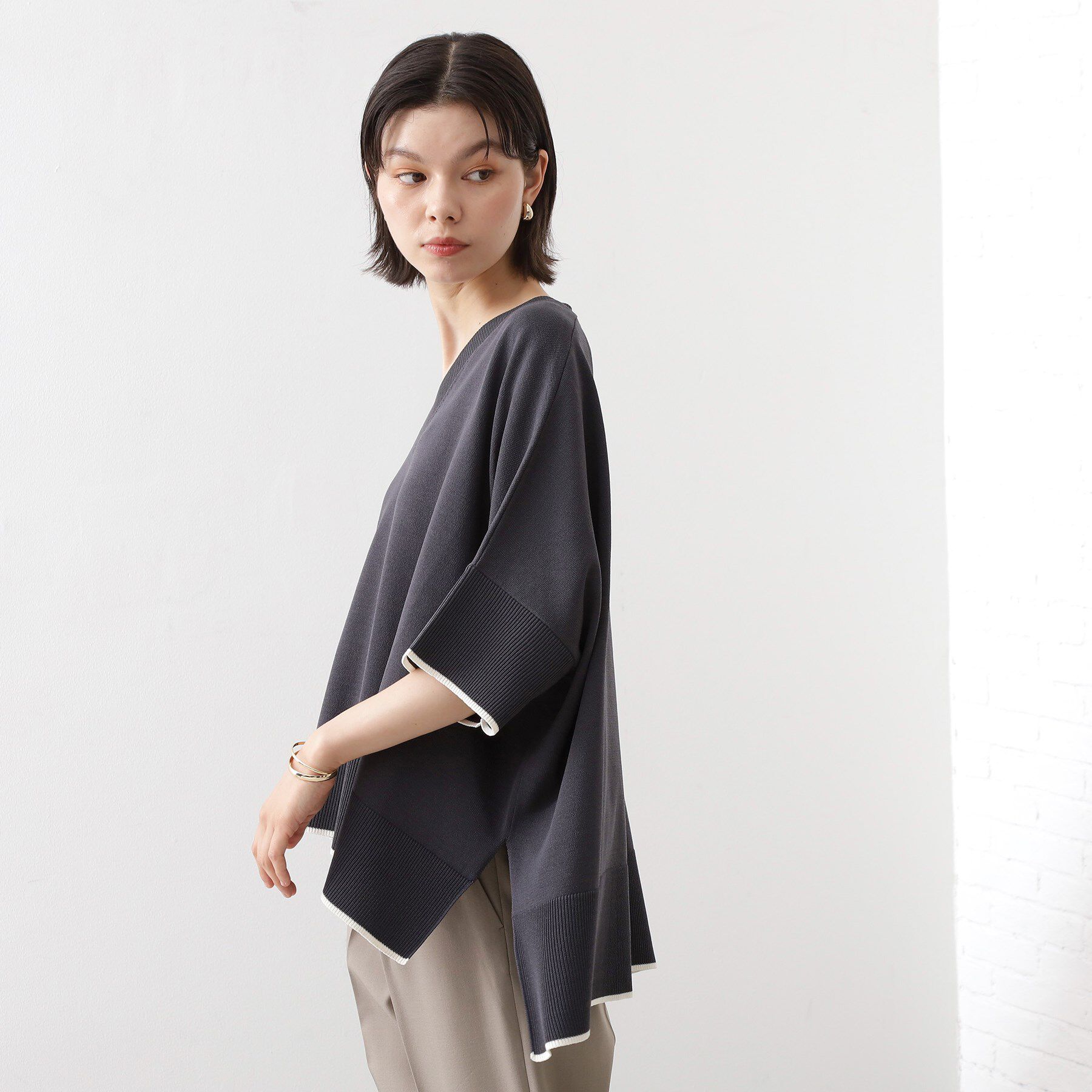 THE SHOP TK「Vネックドルマンニット【毛玉になりにくい/洗濯機OK】」|ニット・セーター|