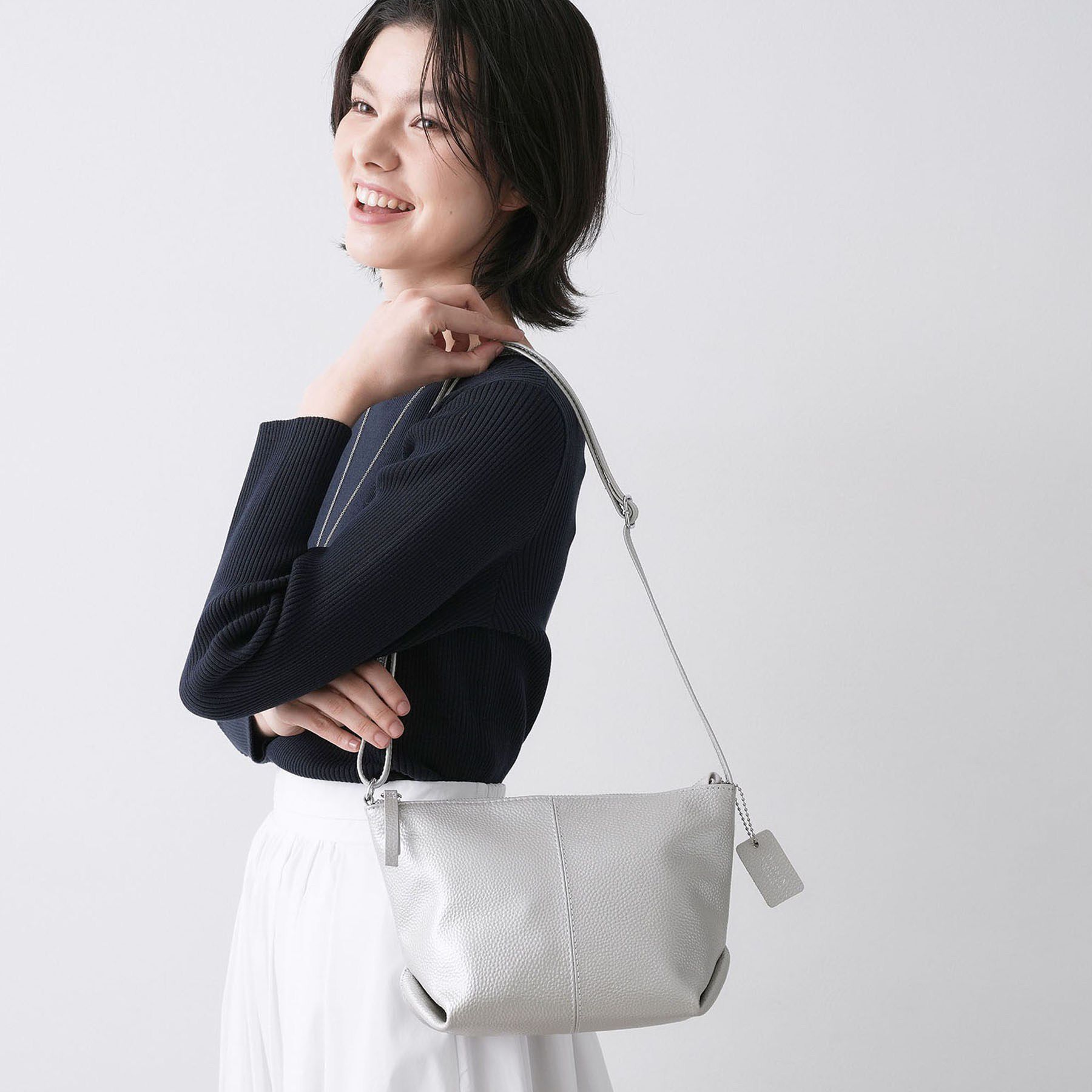 Dessin「【本革】ミニショルダーバッグ」|ショルダー・メッセンジャー|シルバー(006)