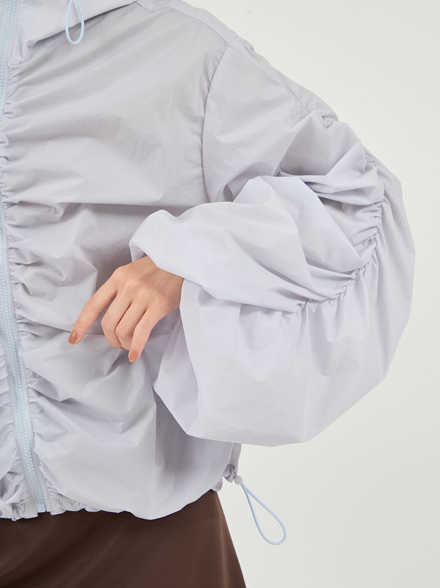 emmi atelier「撥水 ギャザーフーディーブルゾン」|ブルゾン・スタジャン|