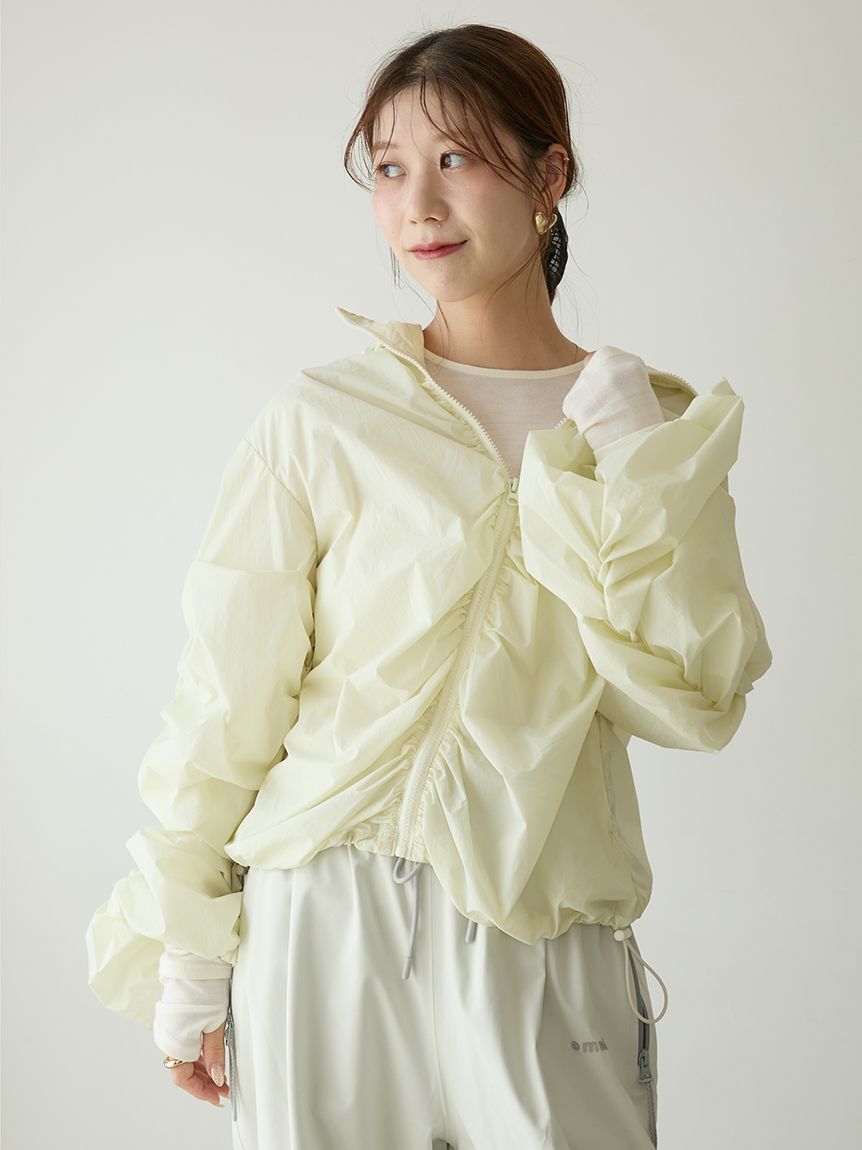 emmi atelier「撥水 ギャザーフーディーブルゾン」|ブルゾン・スタジャン|