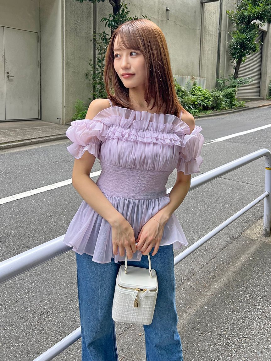 SNIDEL「オフショルフリルブラウス」|シャツ・ブラウス|