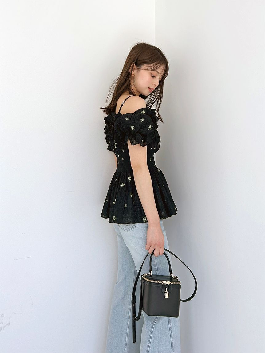 SNIDEL「オフショルフリルブラウス」|シャツ・ブラウス|