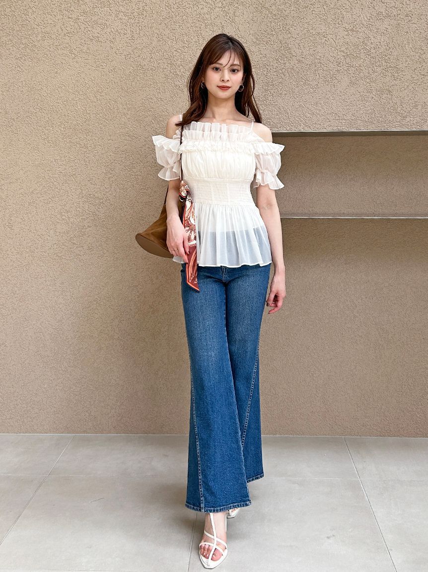 SNIDEL「オフショルフリルブラウス」|シャツ・ブラウス|