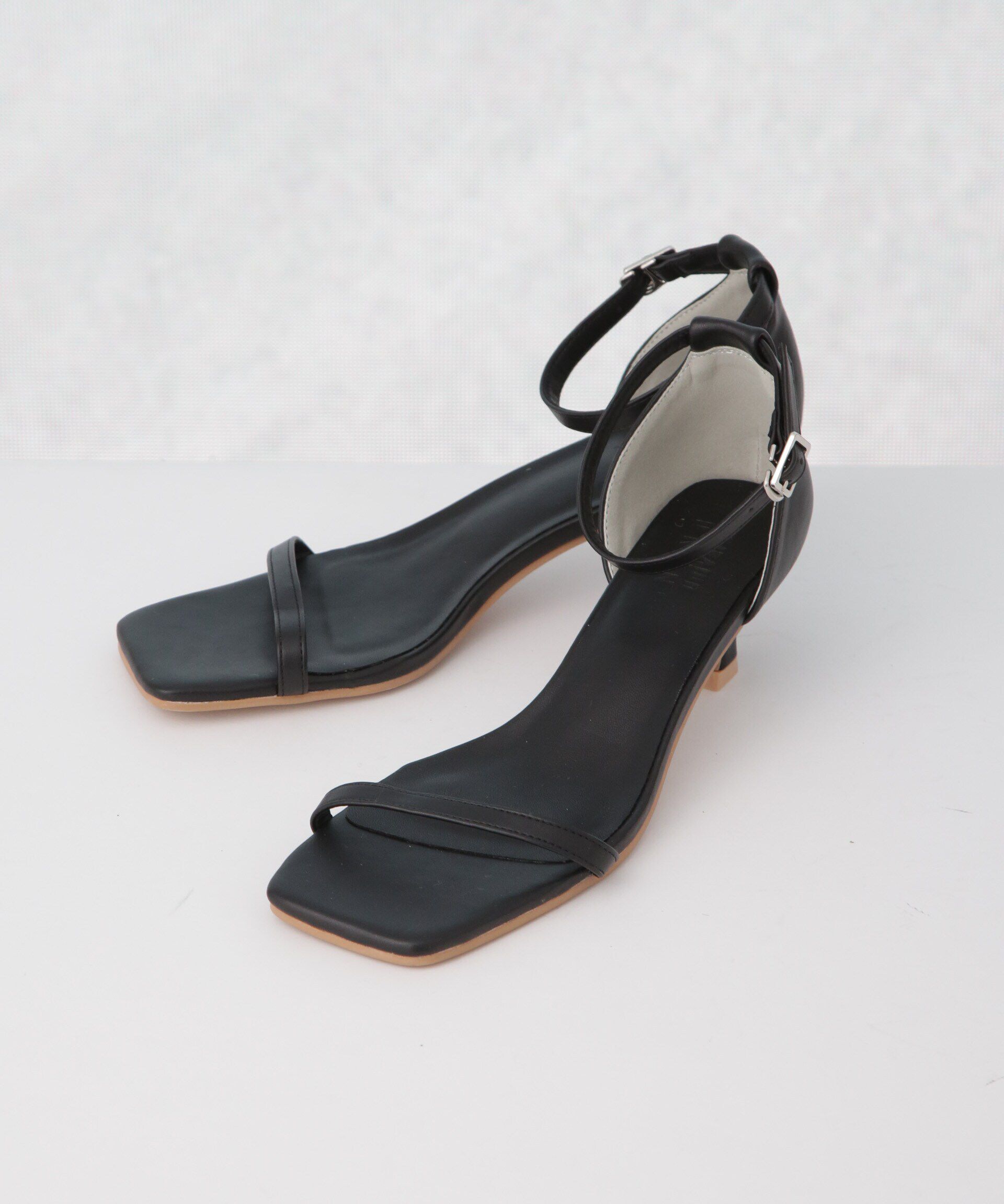 nano･universe「5cmヒールアンクルストラップサンダル」|サンダル|