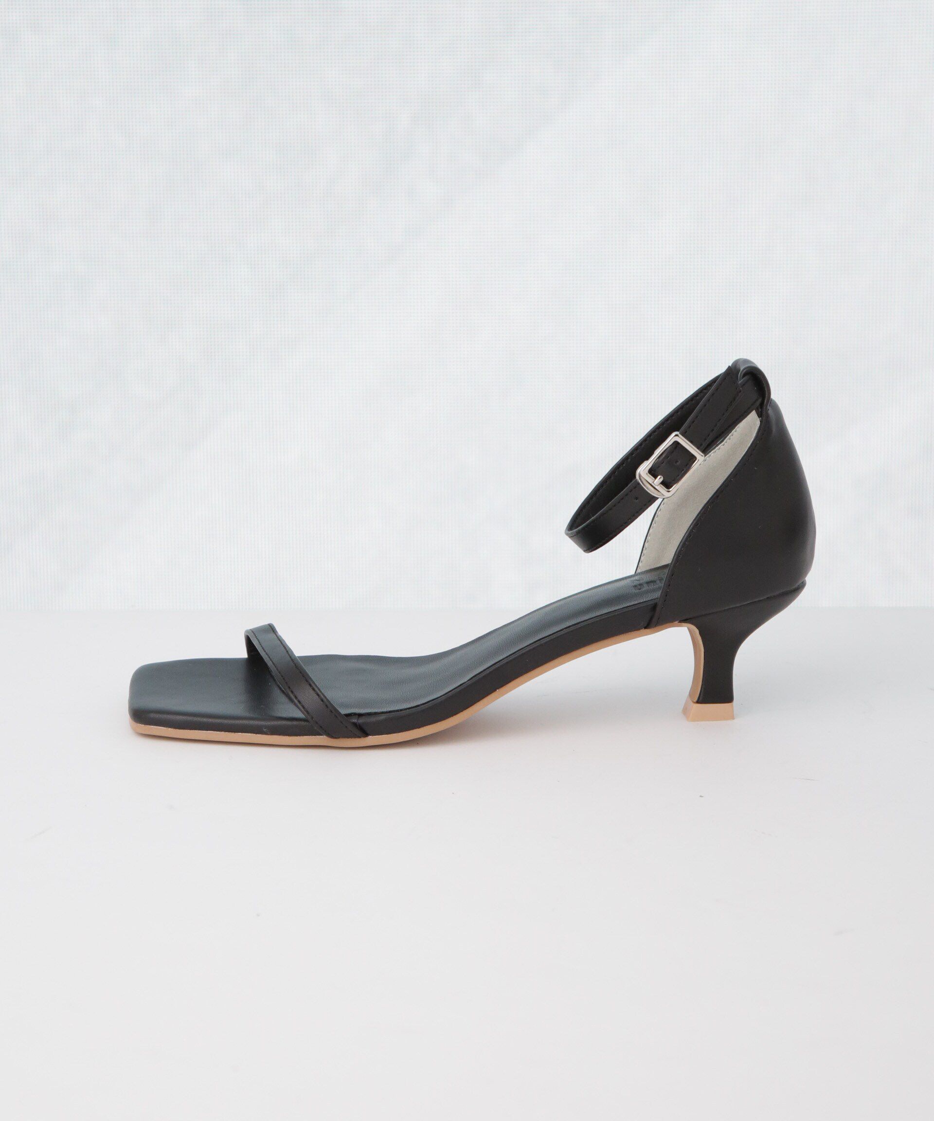 nano･universe「5cmヒールアンクルストラップサンダル」|サンダル|