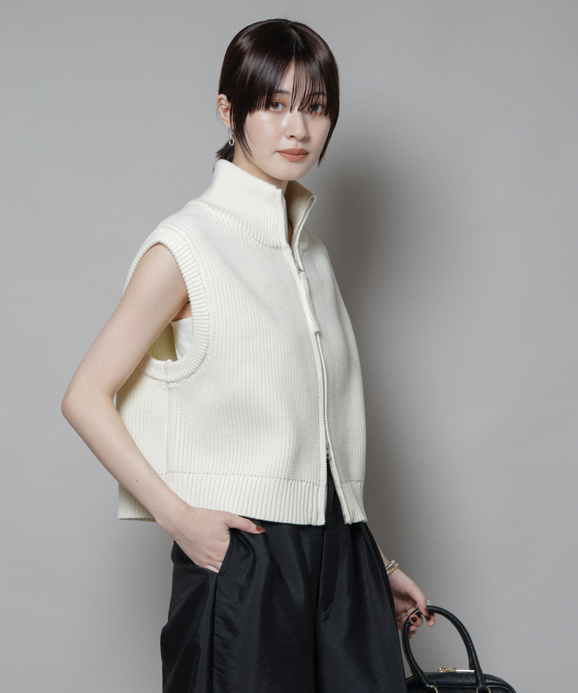 nano･universe「ダブルジップアップドライバーズニットベスト」|ニット・セーター|ホワイト