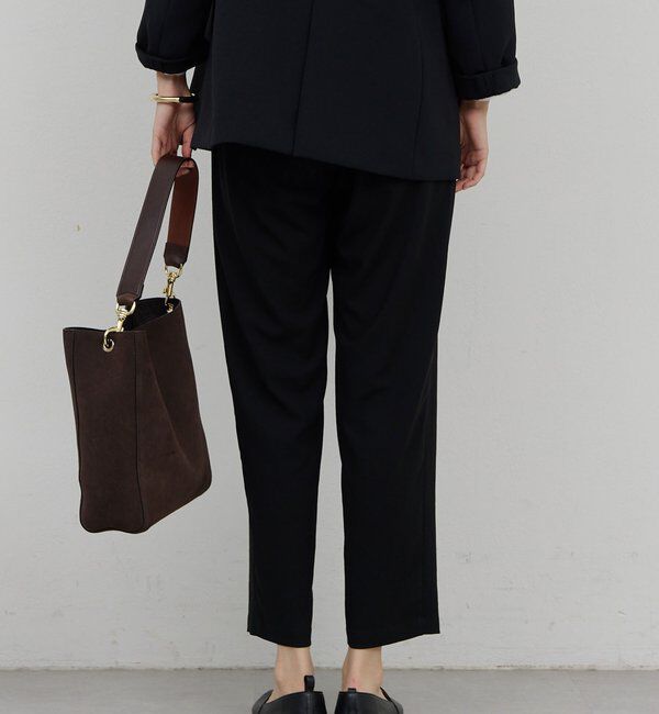  「ライトジャージーテーパードパンツ」|チノ|