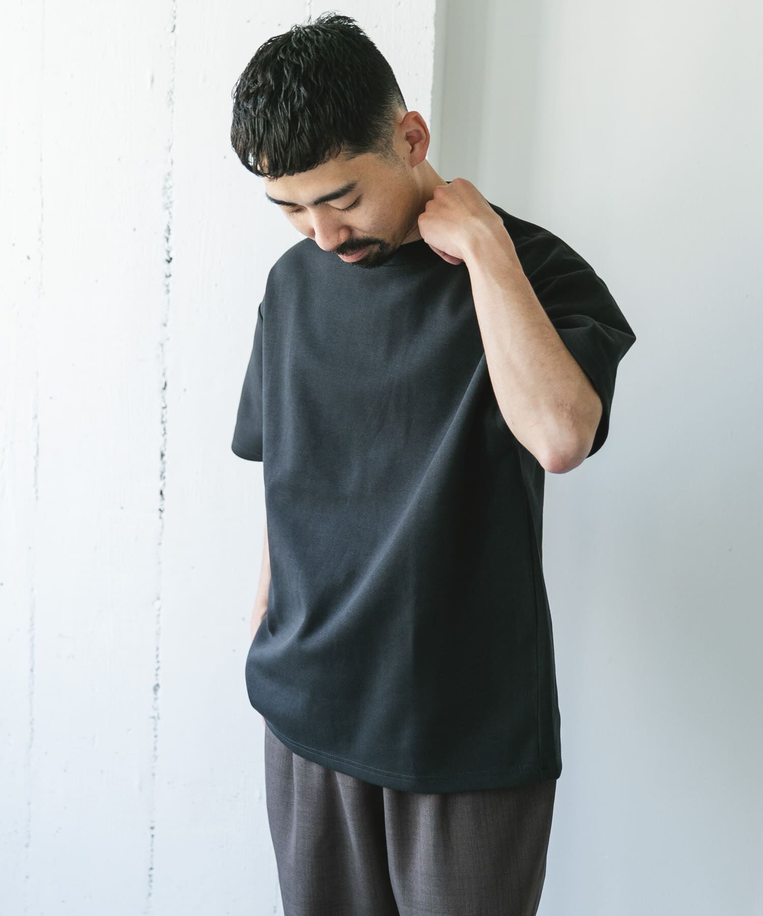 URBAN RESEARCH DOORS「ダンボール ボックス ショートスリーブ Tシャツ」|Tシャツ・カットソー|