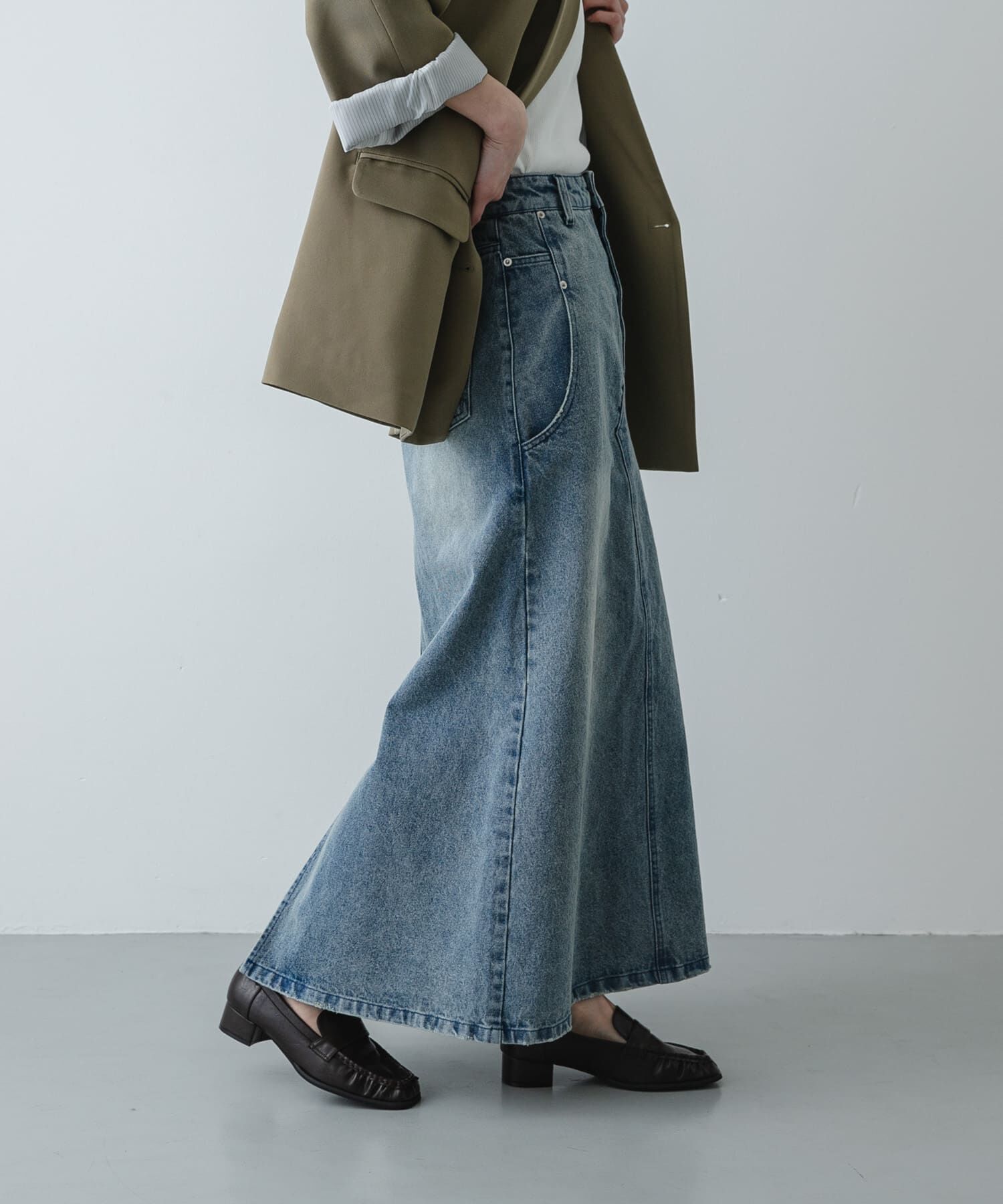SENSE OF PLACE by URBAN RESEARCH「セミフレアデニムスカート」|スカート|