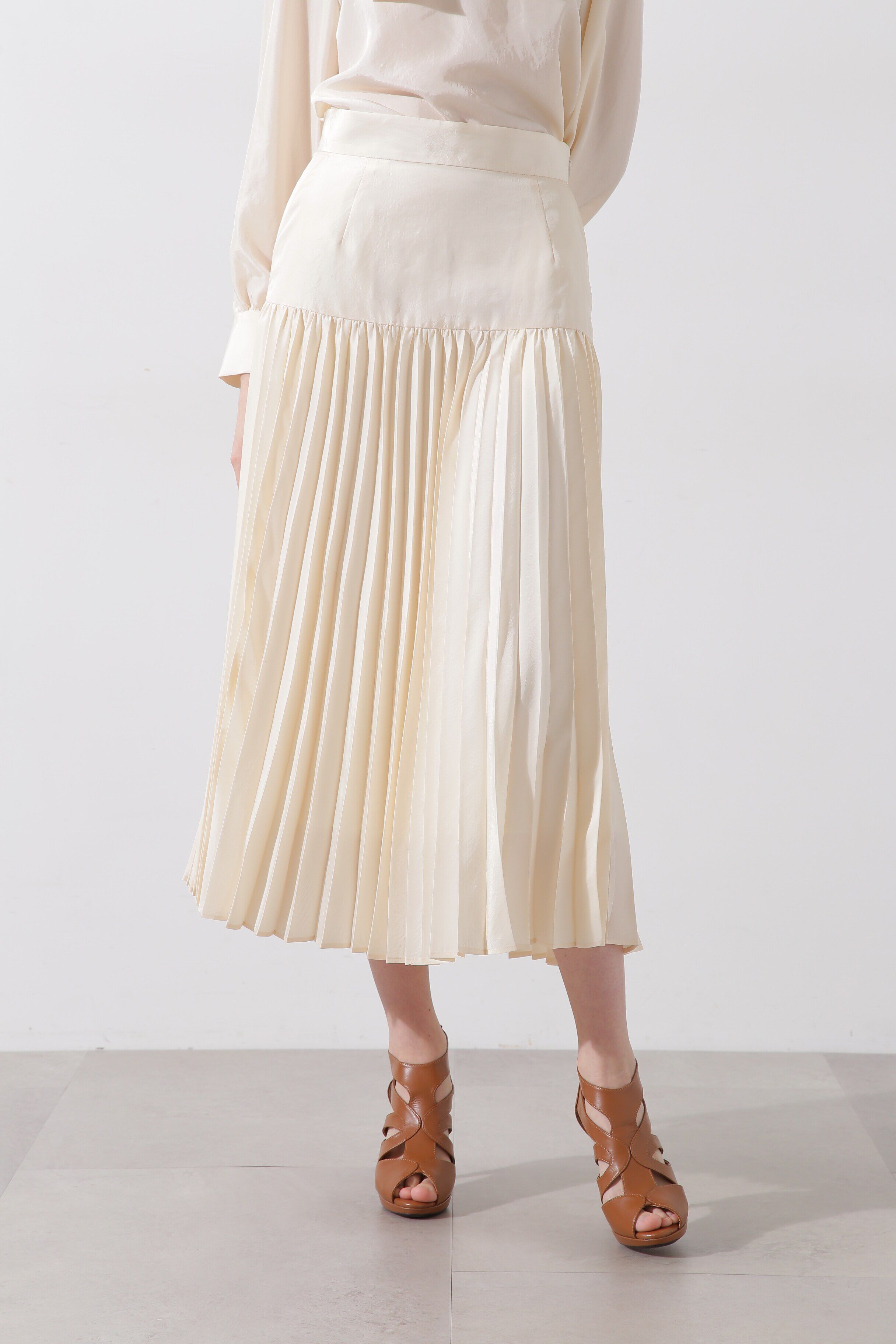  「◆ヨークプリーツスカート」|スカート|エクリュ1