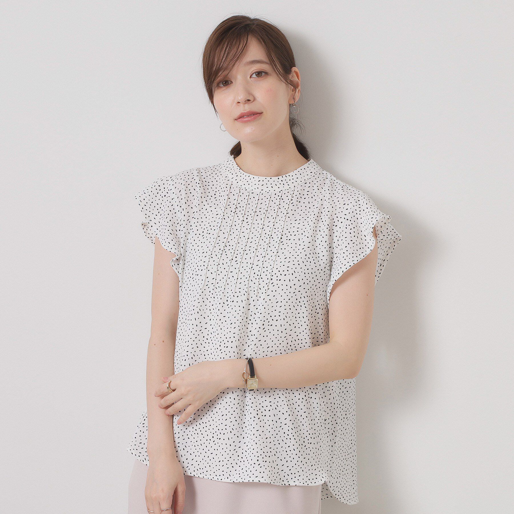 ITS&rsquo;DEMO「【接触冷感／手洗い可】フリル袖ブラウス」|シャツ・ブラウス|