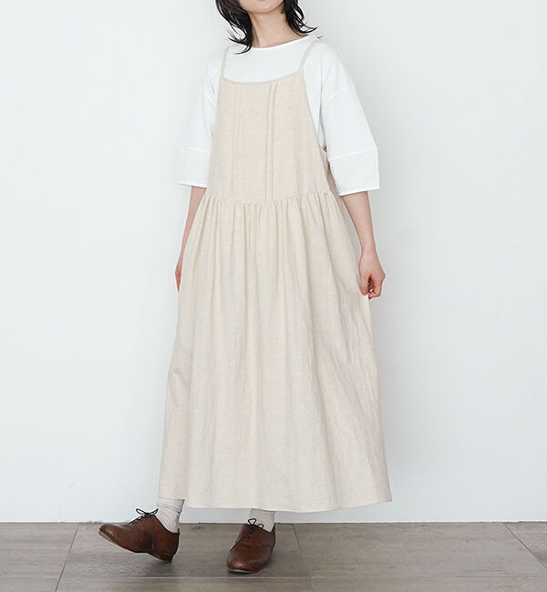 オオカミとフクロウ「オオカミと白い雲のスワロー」|Tシャツ・カットソー|