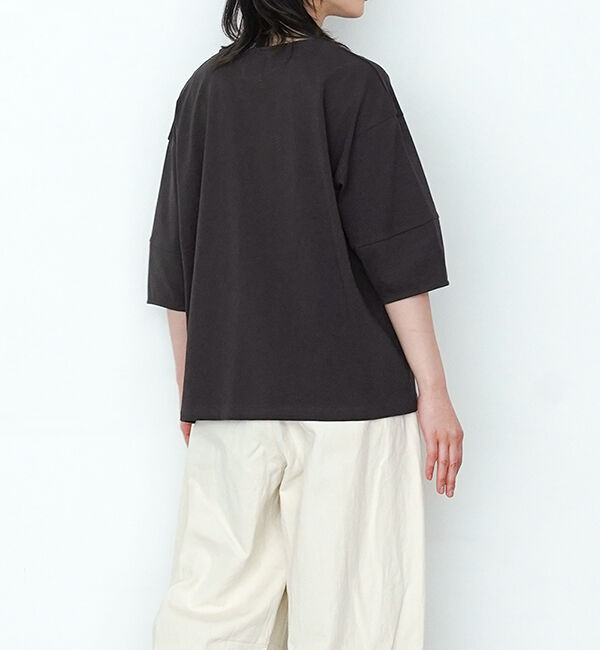 オオカミとフクロウ「オオカミと白い雲のスワロー」|Tシャツ・カットソー|