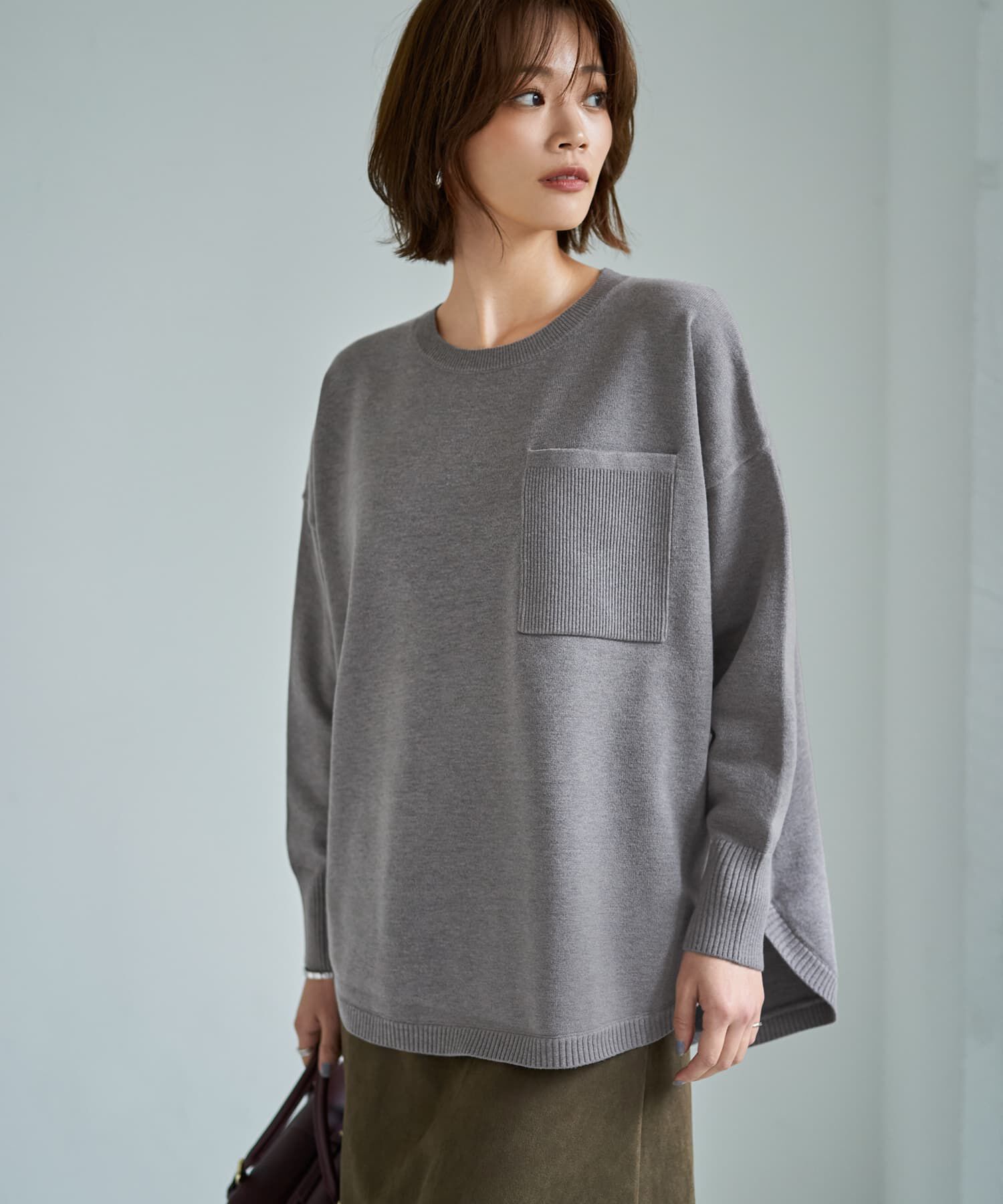 STYLE DELI「胸ポケット裾ラウンドニットトップス」|ニット・セーター|グレー