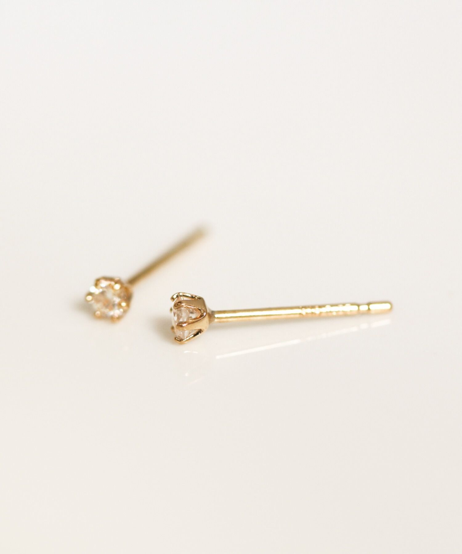  「一石 ダイヤモンド 0.1ct ピアス| K18」|ピアス|