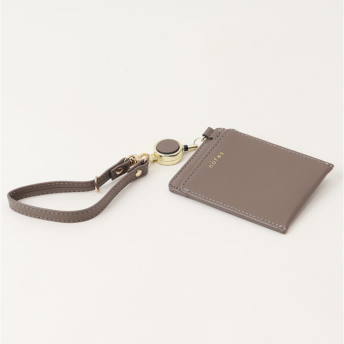 BACKYARD FAMILY「ノフェス リール付きパスケース 通販 nofes NSP1448 パスケース 定期入れ」|定期入れ|