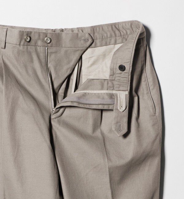 UNITED ARROWS「ツイル カルゼ ２プリーツ キャロット パンツ」|チノ|