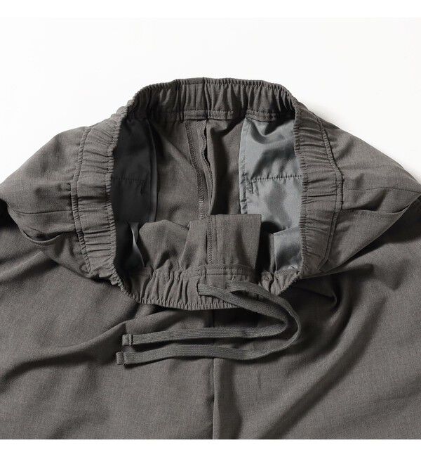 BEAMS「ドライ 2プリーツ イージーパンツ」|チノ|