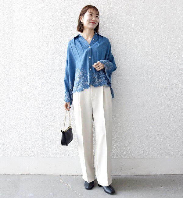 SHIPS any「SHIPS any:〈手洗い可能〉シアー デニム フラワー エンブロ タック シャツ」|シャツ・ブラウス|