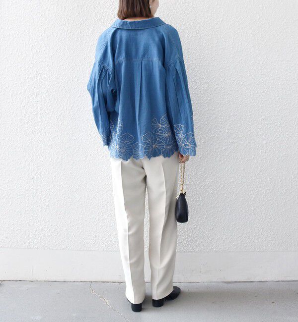 SHIPS any「SHIPS any:〈手洗い可能〉シアー デニム フラワー エンブロ タック シャツ」|シャツ・ブラウス|