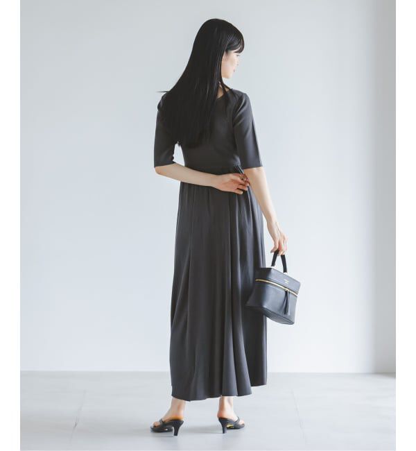 NOBLE「《予約》デコルテネックフィット&フレアニットワンピース」|ワンピース|