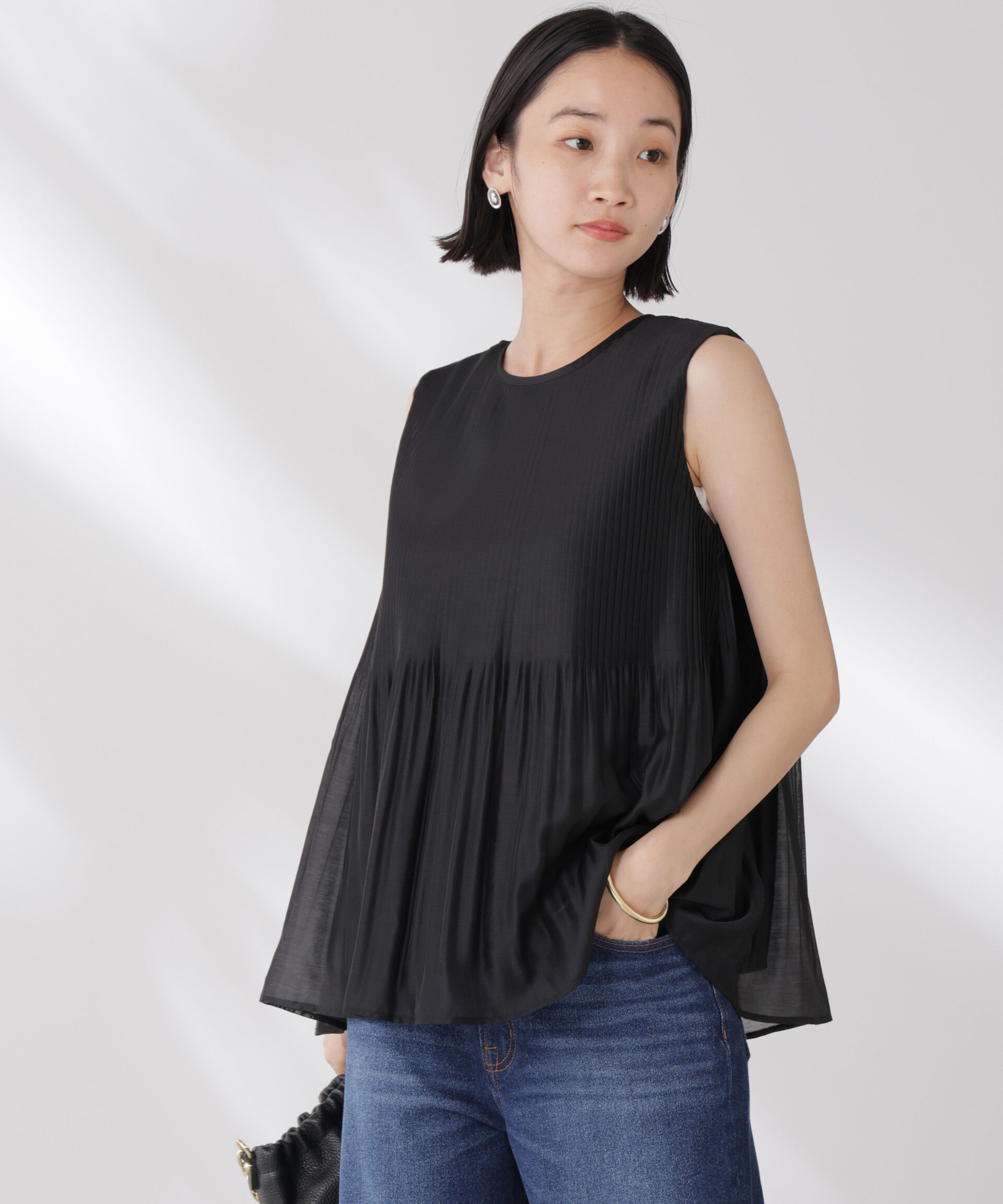 nano･universe「ノースリーブプリーツブラウス」|シャツ・ブラウス|