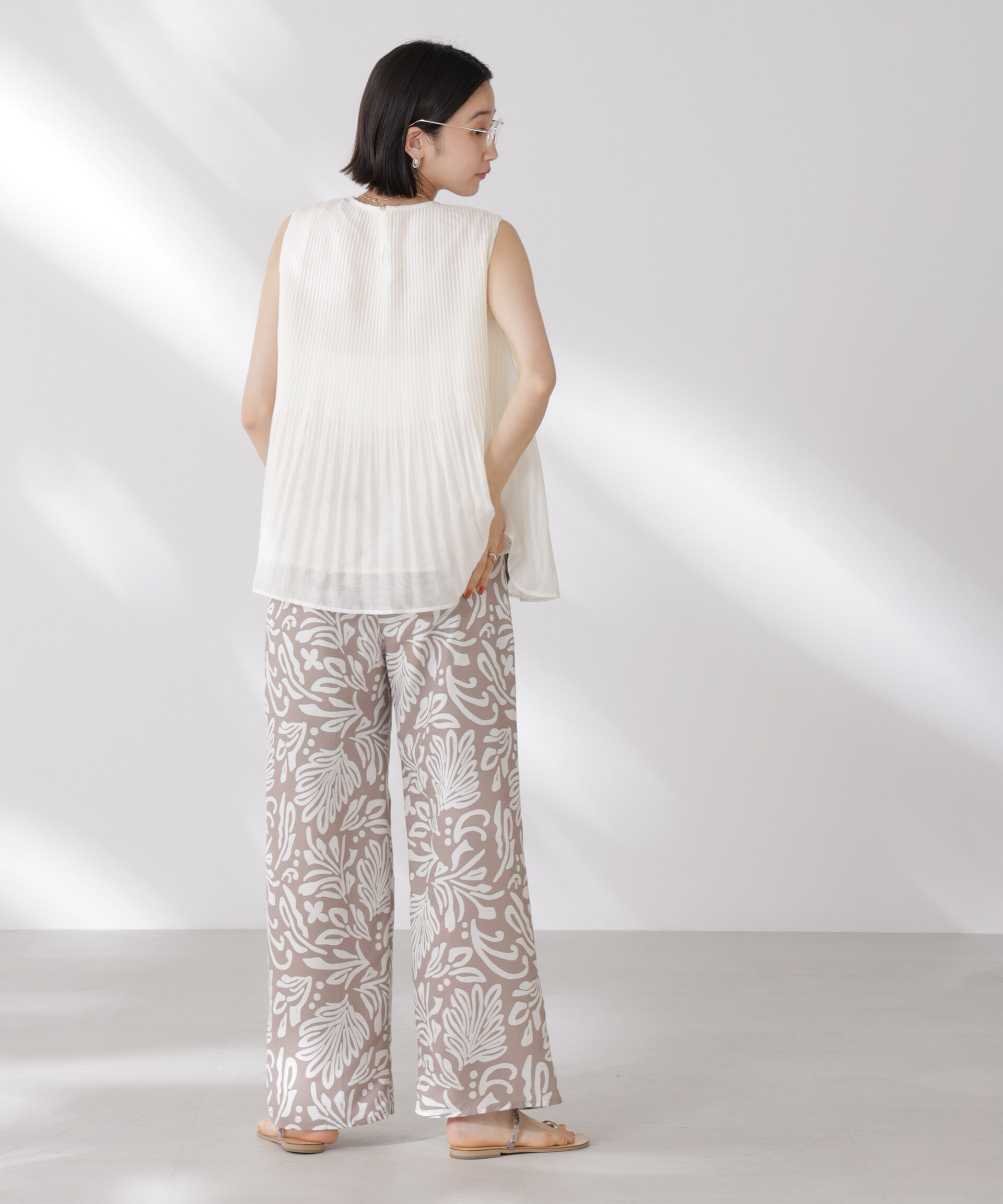 nano･universe「ノースリーブプリーツブラウス」|シャツ・ブラウス|