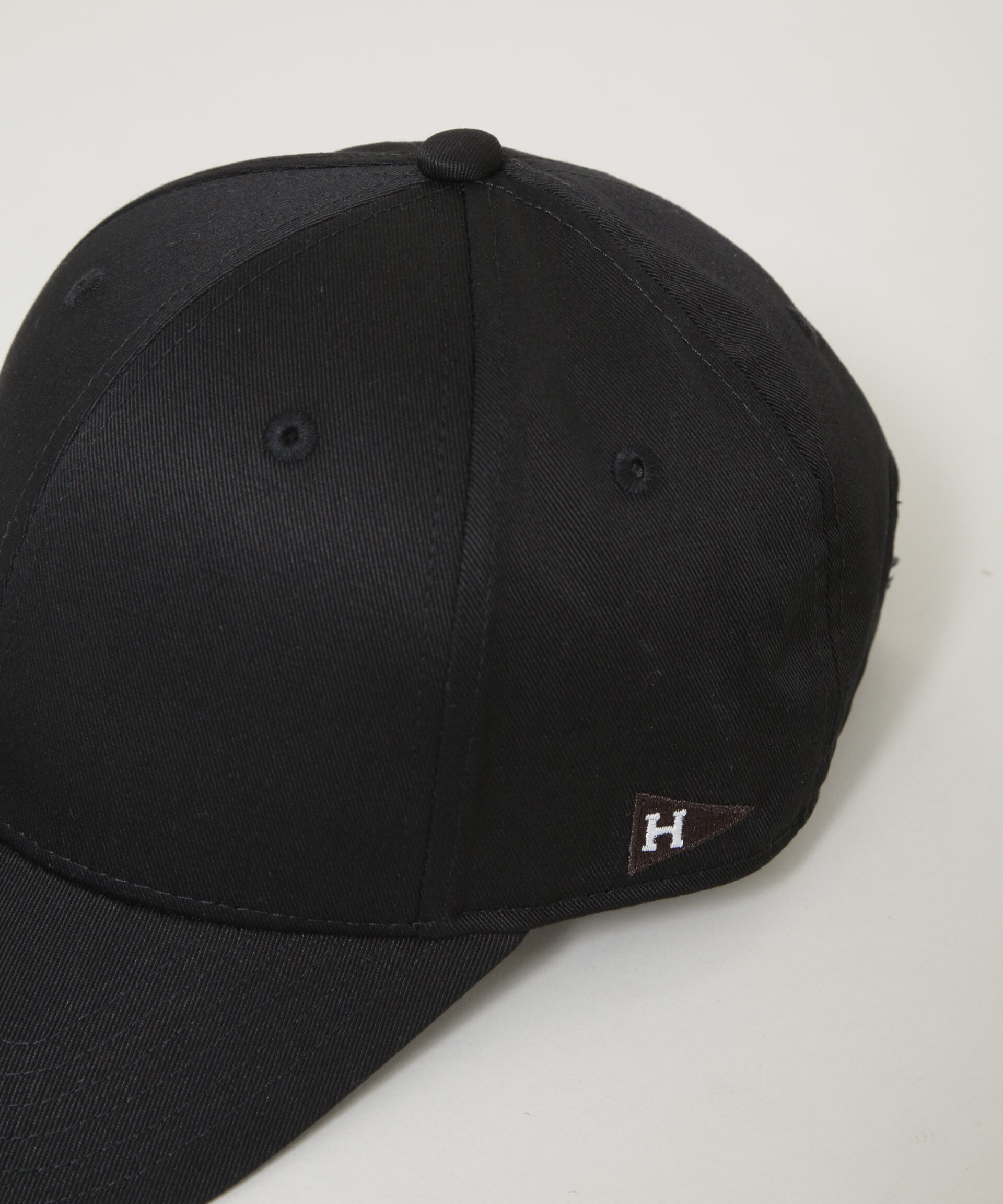 nano･universe「Healthknit/別注 ツイルペナント刺繍キャップ」|キャップ・キャスケット|