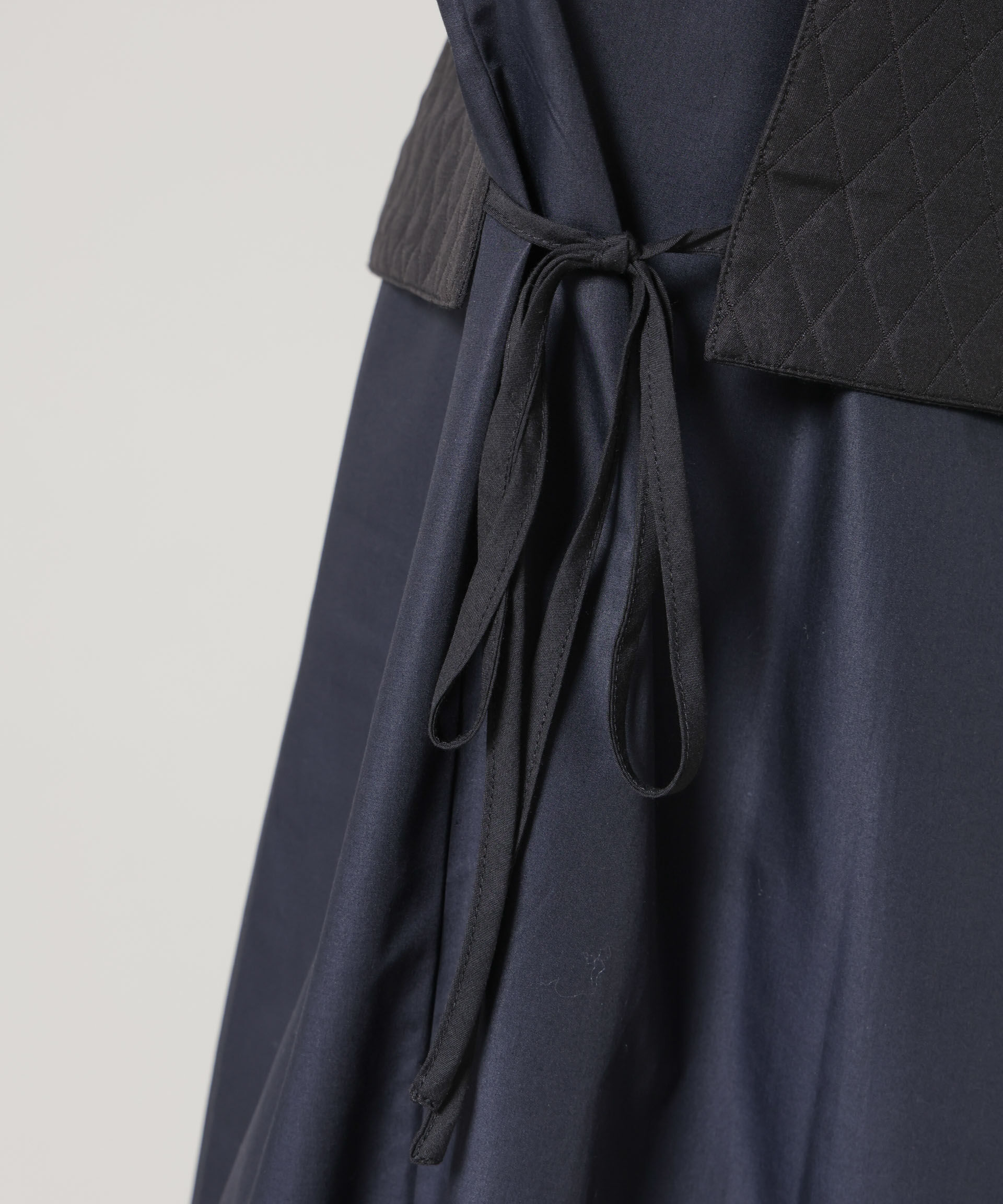 nano･universe「キルティングベスト&times;ギャザーワンピース アンサンブルセット」|ワンピース|