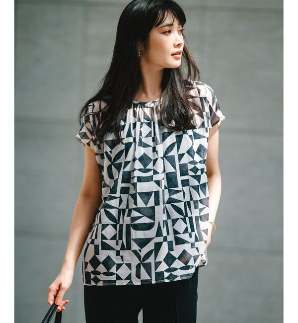 23区「【洗える】Ratti ウォールプリント ブラウス」|シャツ・ブラウス|ﾓﾉﾄｰﾝﾌ