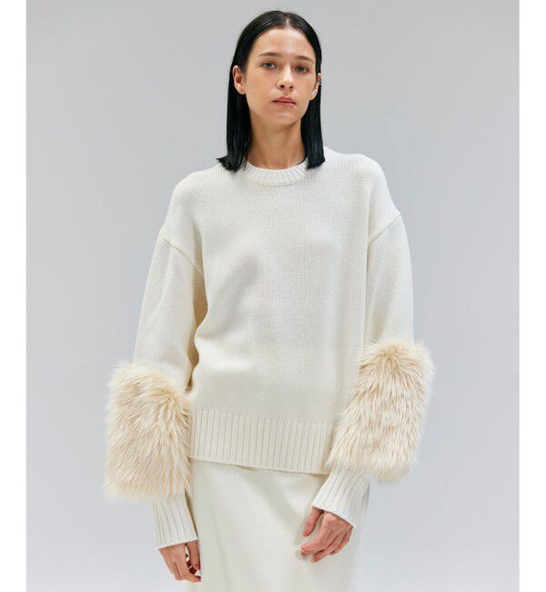 BEIGE,「【洗える・VERY NaVY12月号掲載】CHESTER / フェイクファークルーネックニット」|ニット・セーター|Bone