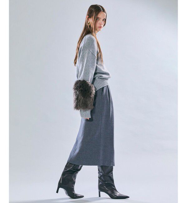 BEIGE,「【洗える・VERY NaVY12月号掲載】CHESTER / フェイクファークルーネックニット」|ニット・セーター|