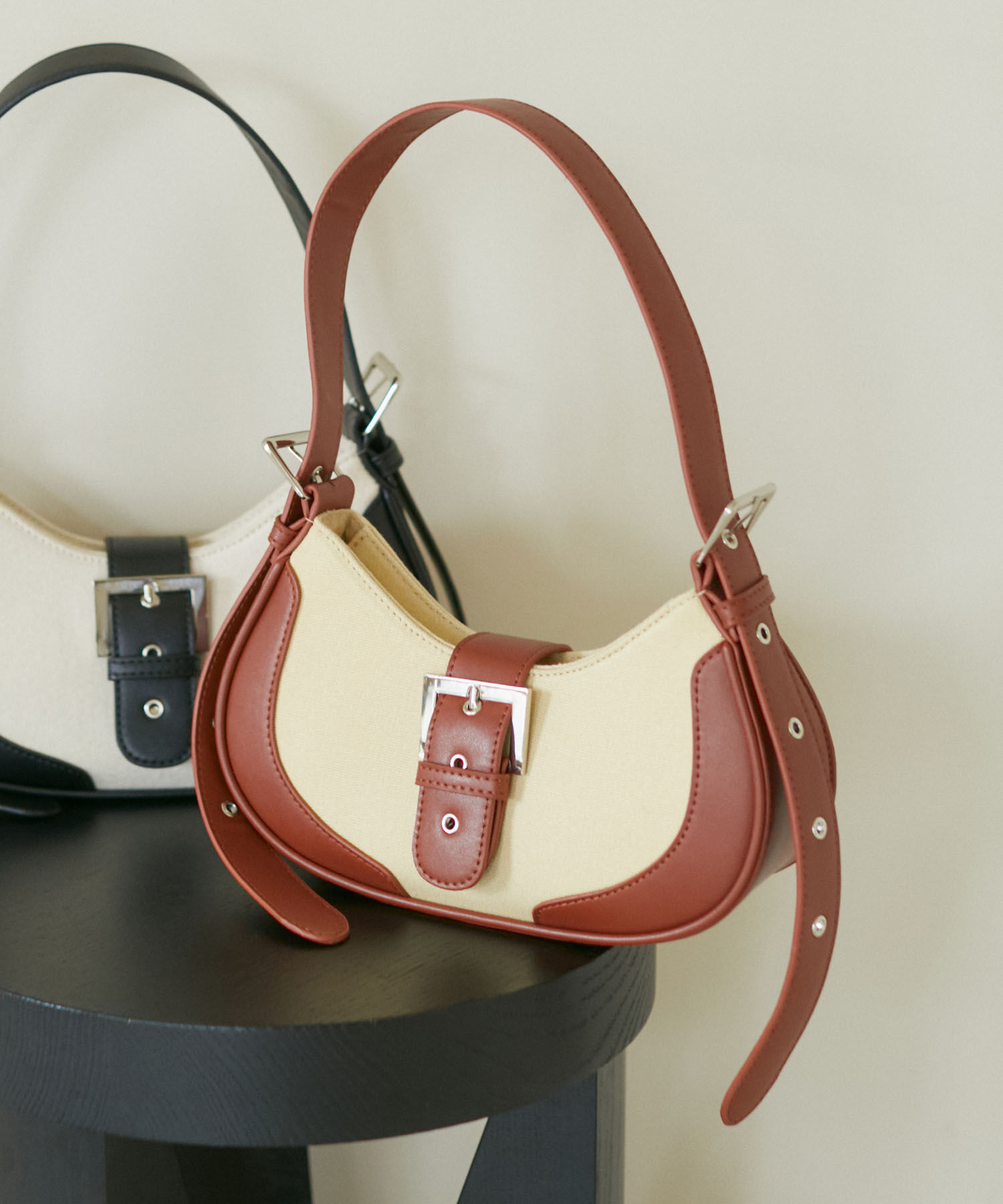 VIS「キャンバスコンビワンショルダーバッグ」|ショルダー・メッセンジャー|ブラウン(22)