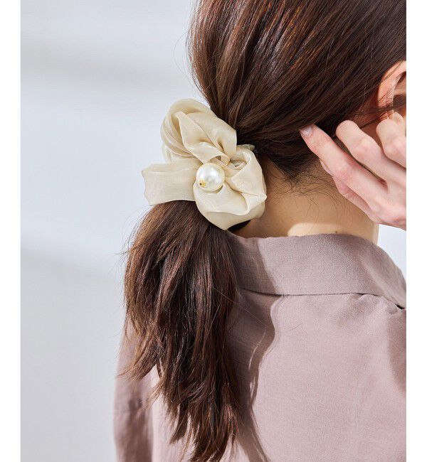 ROPE PICNIC PASSAGE「ビッグパールシャイニーシュシュ」|ヘアゴム・シュシュ|ベージュサブ