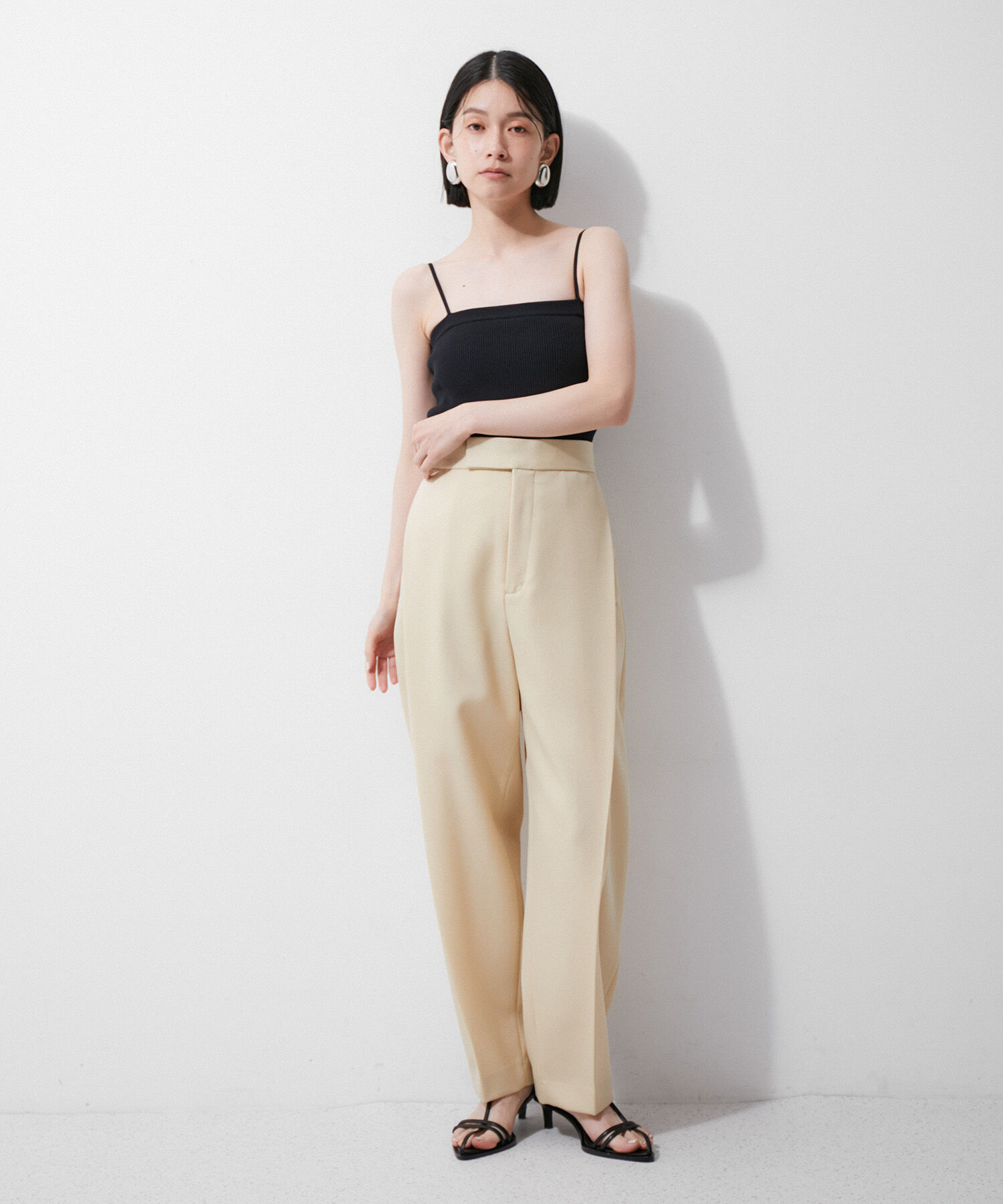 ADAM ET ROPE'「カップ付きリブニットキャミソール」|キャミソール|