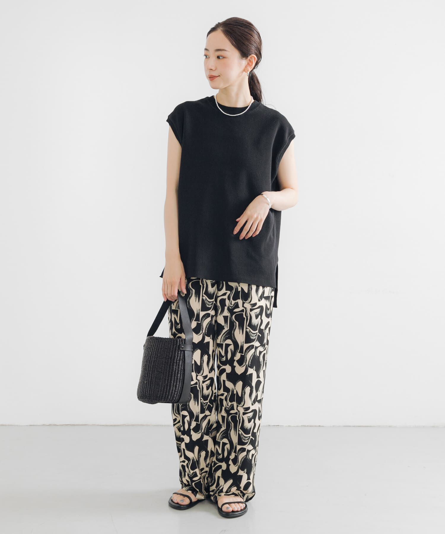 URBAN RESEARCH「フレンチスリーブチュニックニット」|ベスト・ジレ|