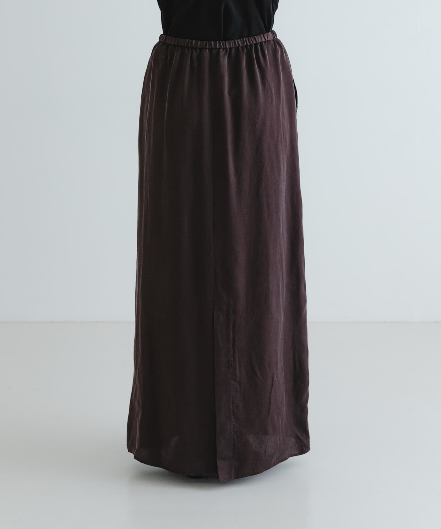 URBAN RESEARCH「『2サイズ展開』キュプラサテンストレートスカート」|スカート|