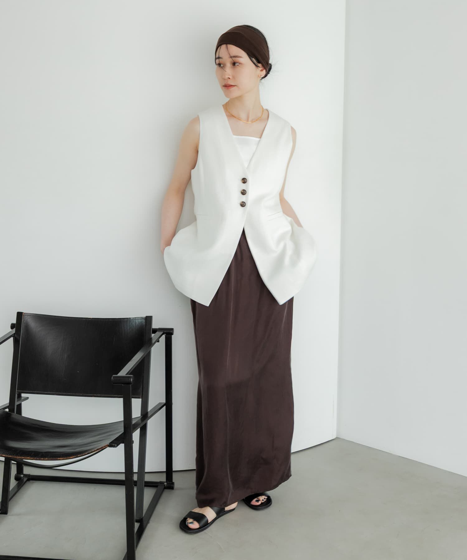 URBAN RESEARCH「『2サイズ展開』キュプラサテンストレートスカート」|スカート|