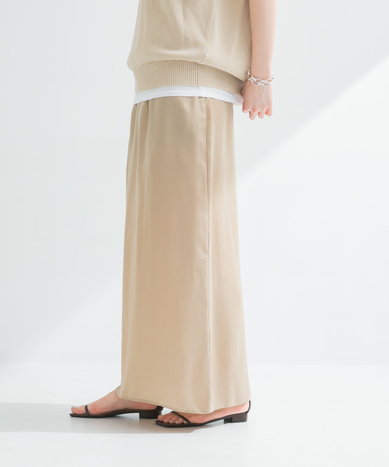 URBAN RESEARCH「『2サイズ展開』キュプラサテンストレートスカート」|スカート|