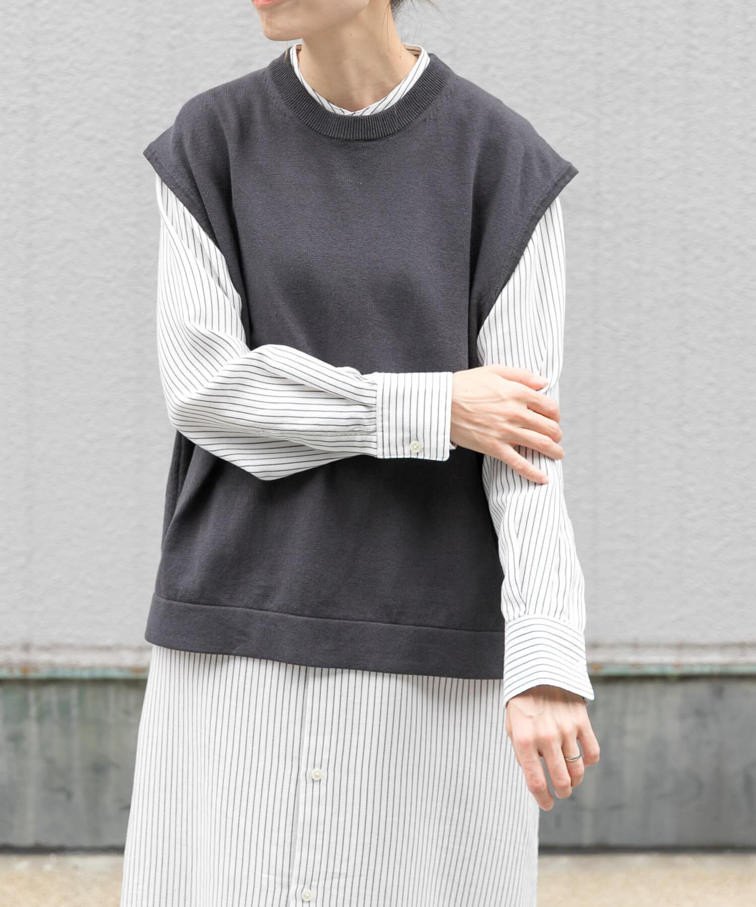 URBAN RESEARCH DOORS「FORK&SPOON　クルーネックニットベスト」|ベスト・ジレ|