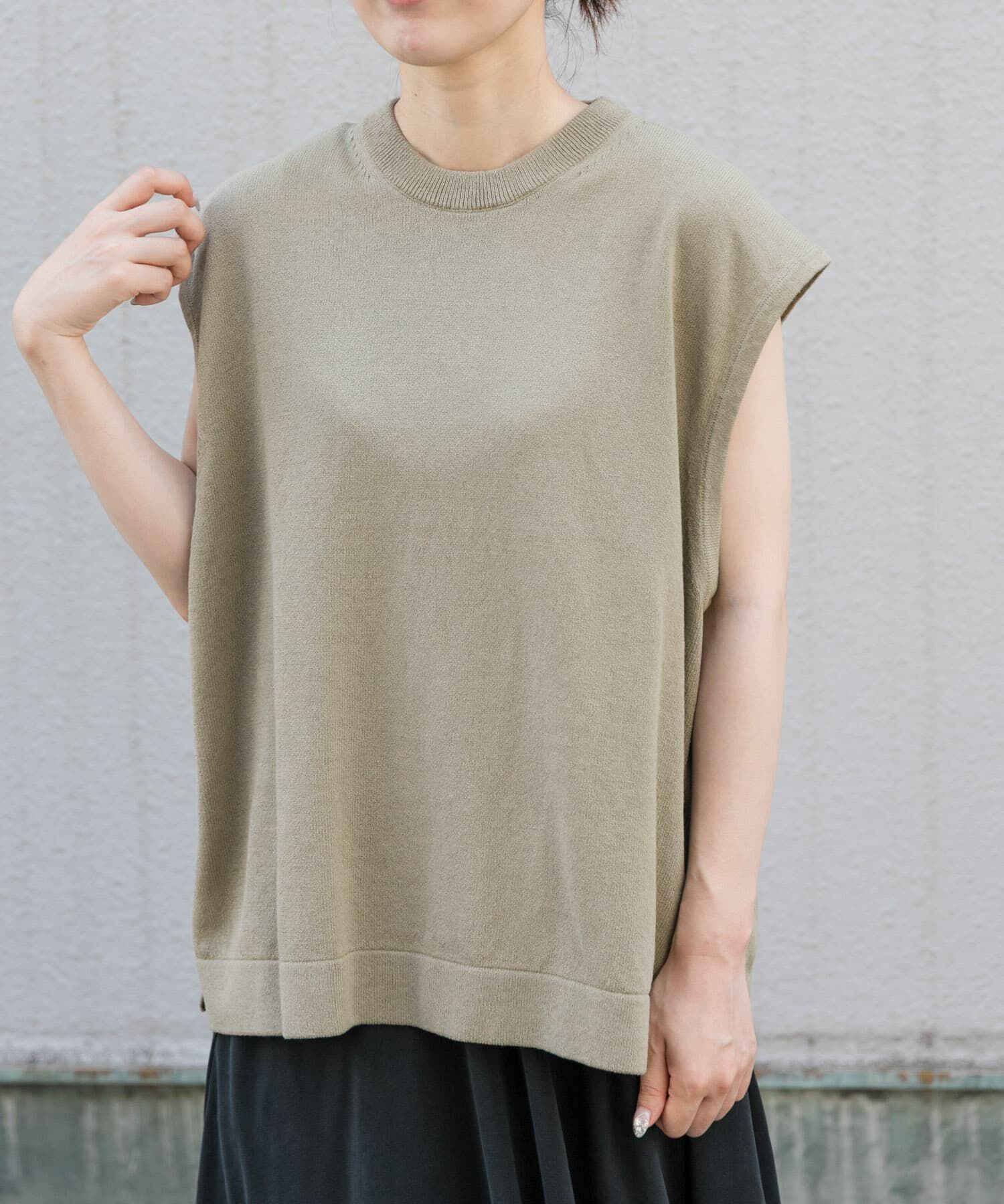 URBAN RESEARCH DOORS「FORK&SPOON　クルーネックニットベスト」|ベスト・ジレ|ベージュ