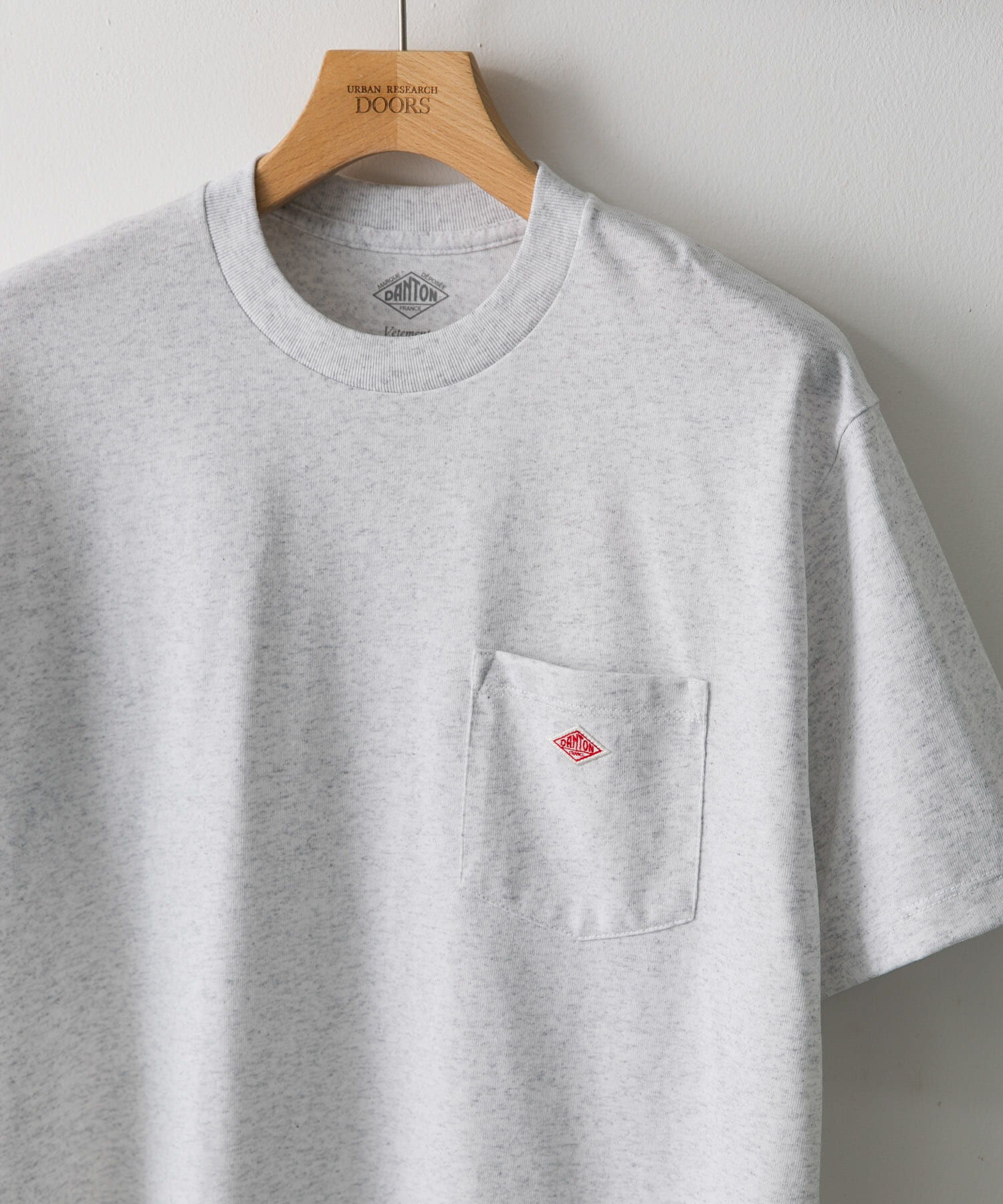 URBAN RESEARCH DOORS「DANTON　POCKET T-SHIRTS」|Tシャツ・カットソー|ホワイト
