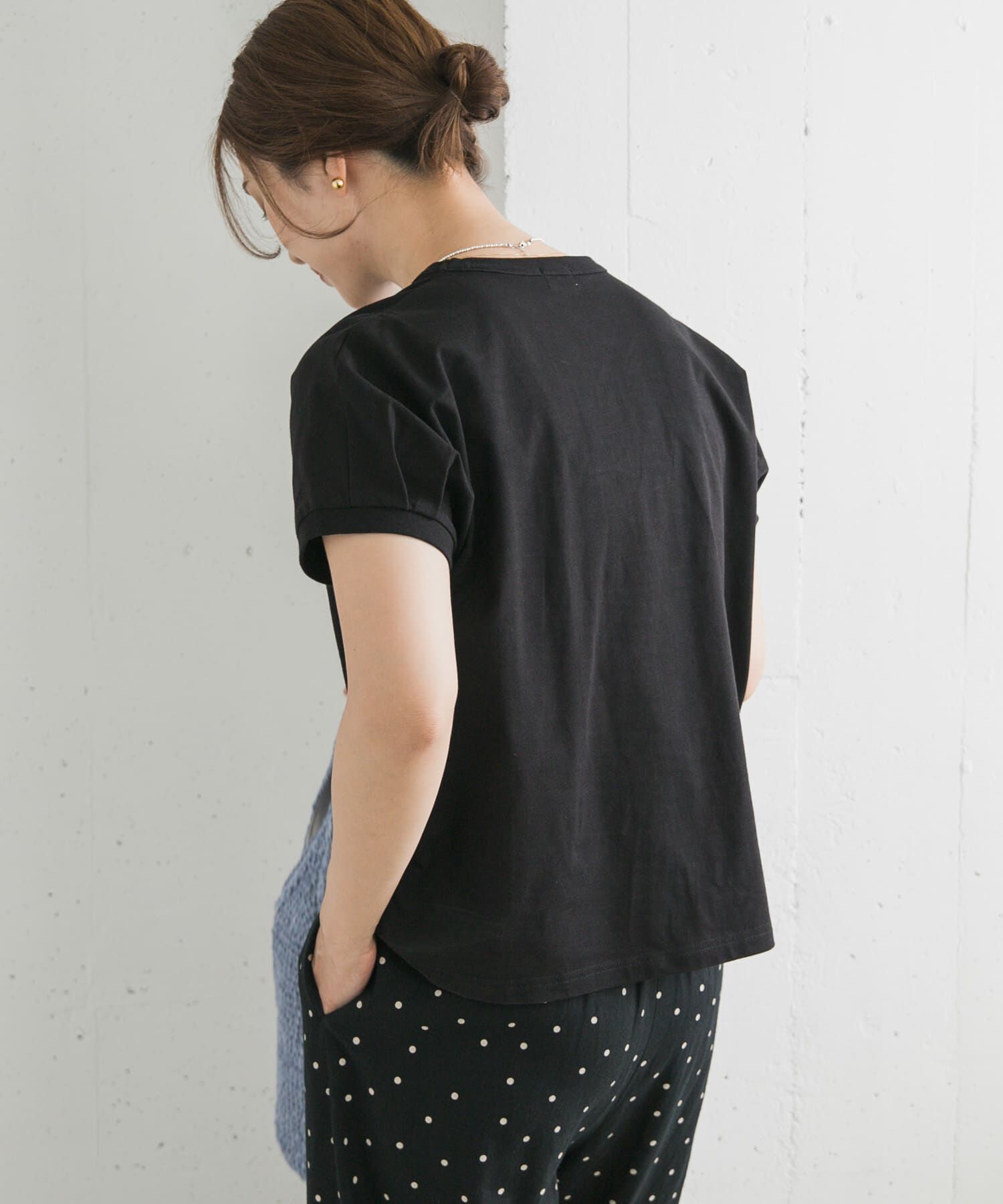 URBAN RESEARCH DOORS「『UR TECH ひやサラクール』バックポイントタックプルオーバー」|Tシャツ・カットソー|