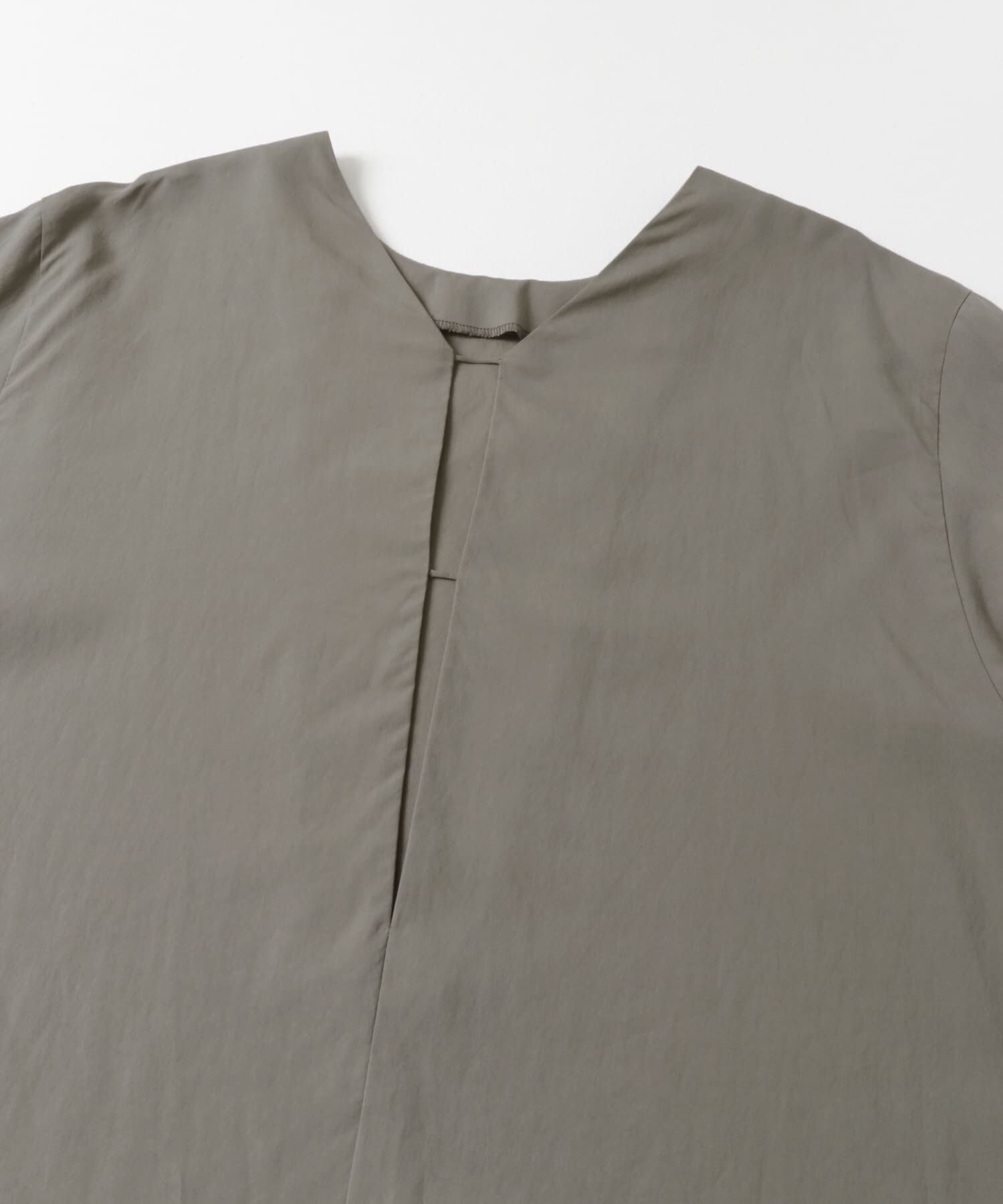 LAATO「slit pull over blouse」|Tシャツ・カットソー|