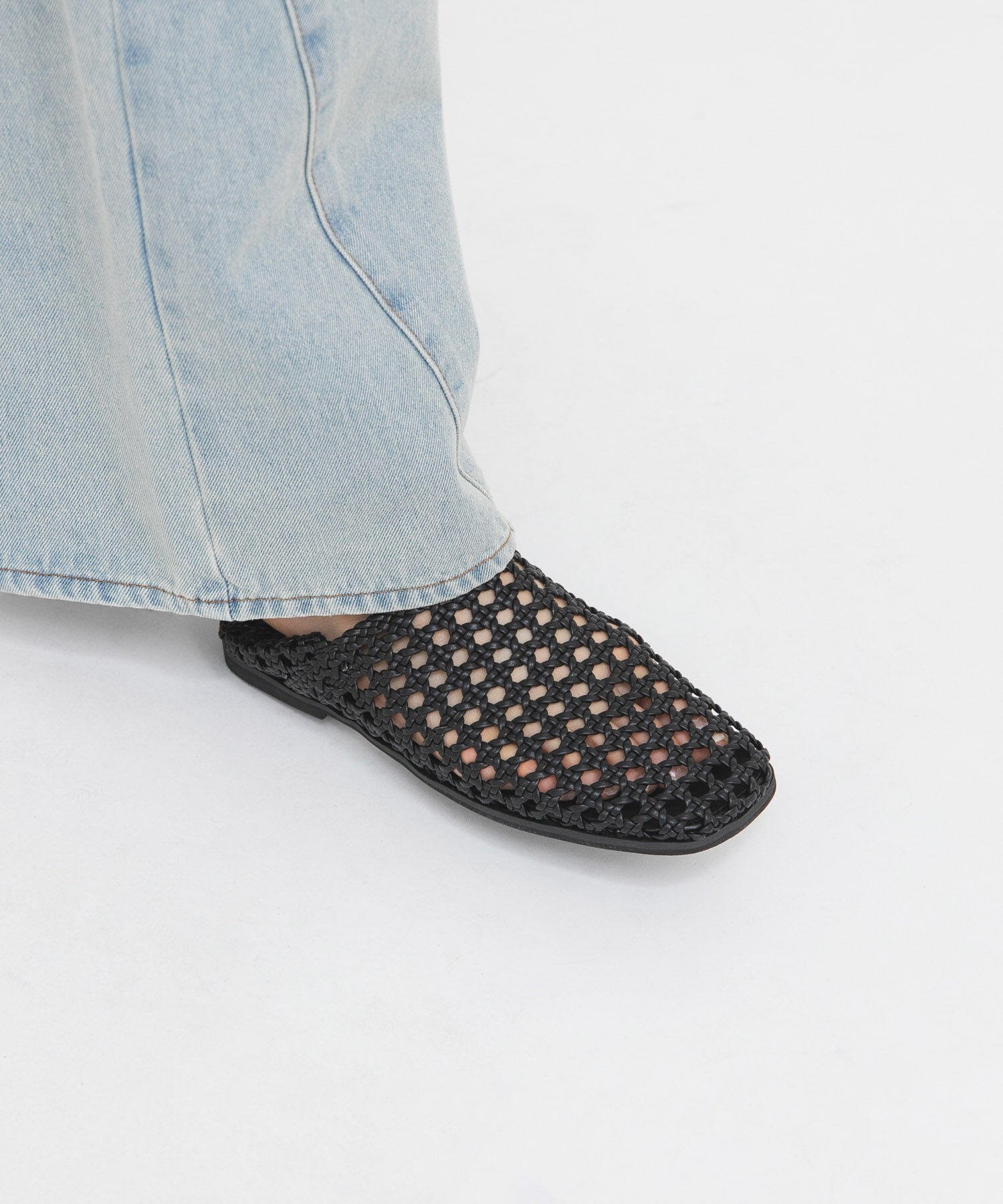  「スクエアトゥメッシュシューズ」|サンダル|