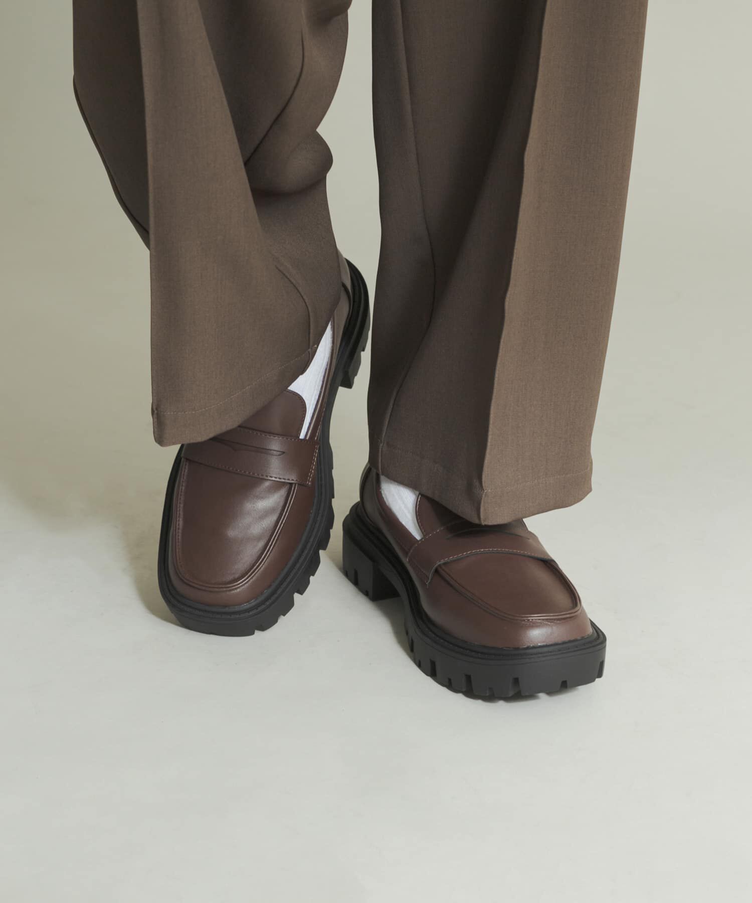 SENSE OF PLACE by URBAN RESEARCH「トラックソールコインローファー」|ローファー|