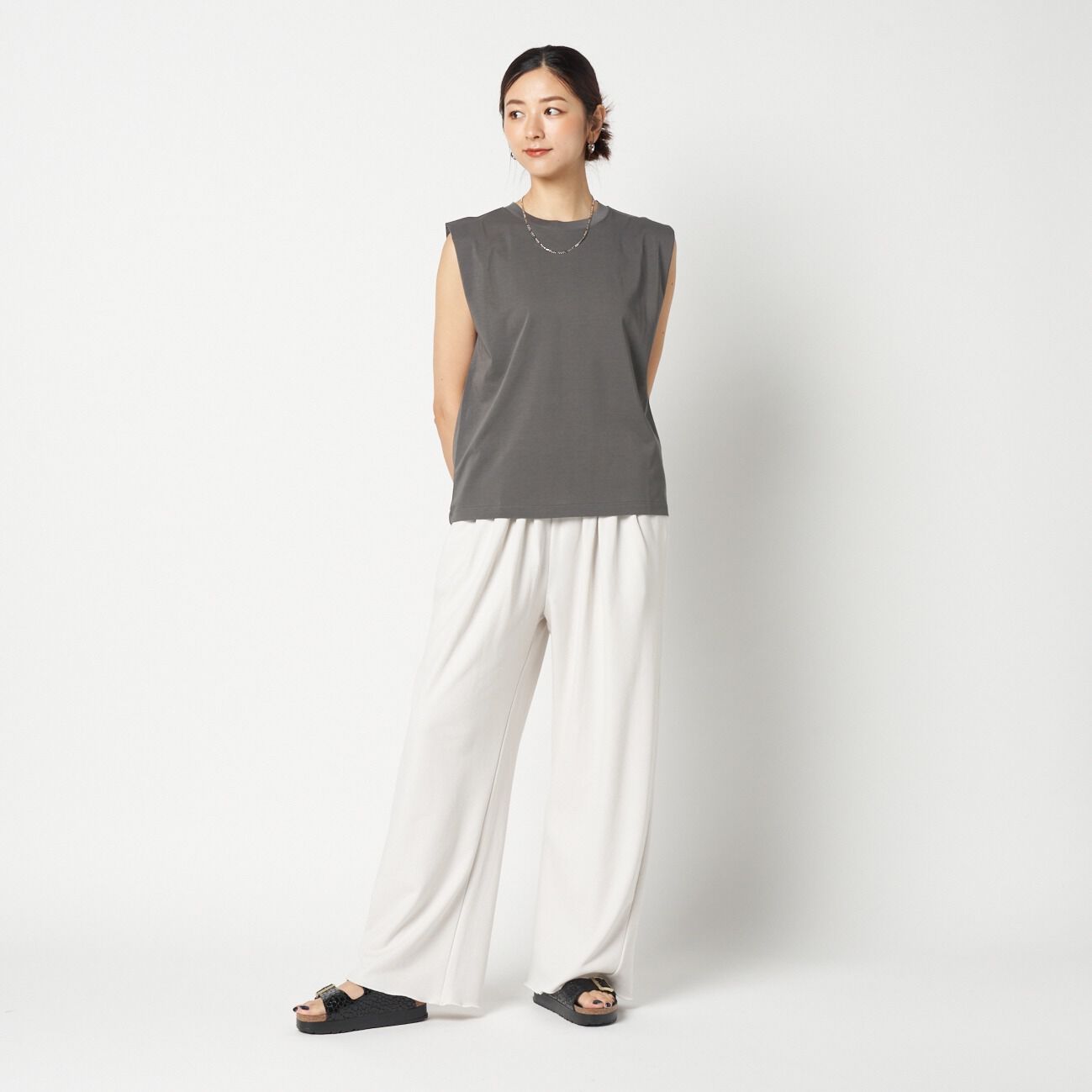 HELIOPOLE「HELIOPOLE WIDE SWEAT PANTS」|チノ|
